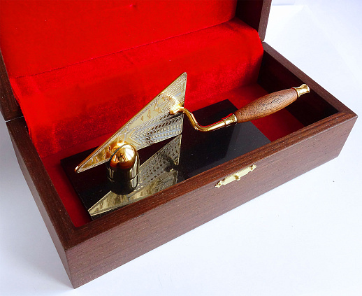 Сувенирный Мастерок "Малый". Златоуст купить с доставкой Сувенирный Мастерок "Малый". Златоуст